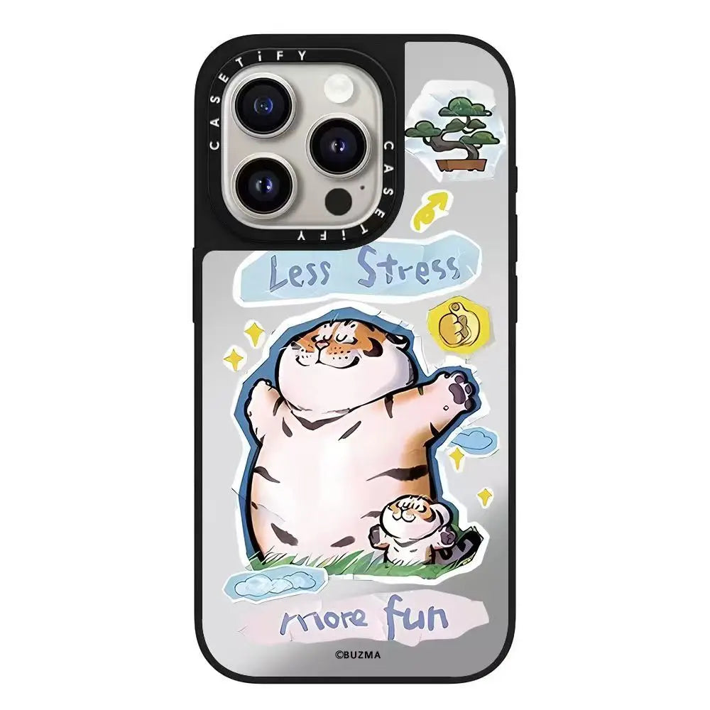 The Obese Little Tiger Series iPhone16promax phone case is compatible for iPhone15/14/13 mirror finishes.