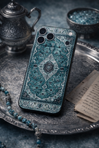 Vintage Carpet Pattern Phone Case Timeless Heritage Design