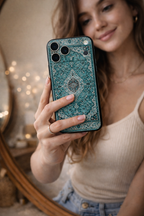 Vintage Carpet Pattern Phone Case Timeless Heritage Design