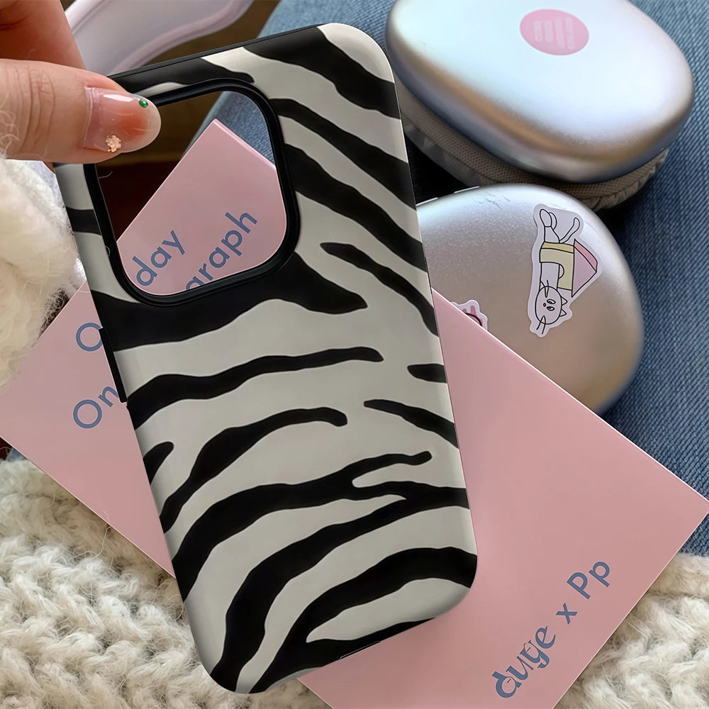 Classic Zebra Stripes IPhone17 Must-Haves Phone Case for IPhone 17 16 15 14 13 12 11 Pro Max Plus Double-layer Back Cover